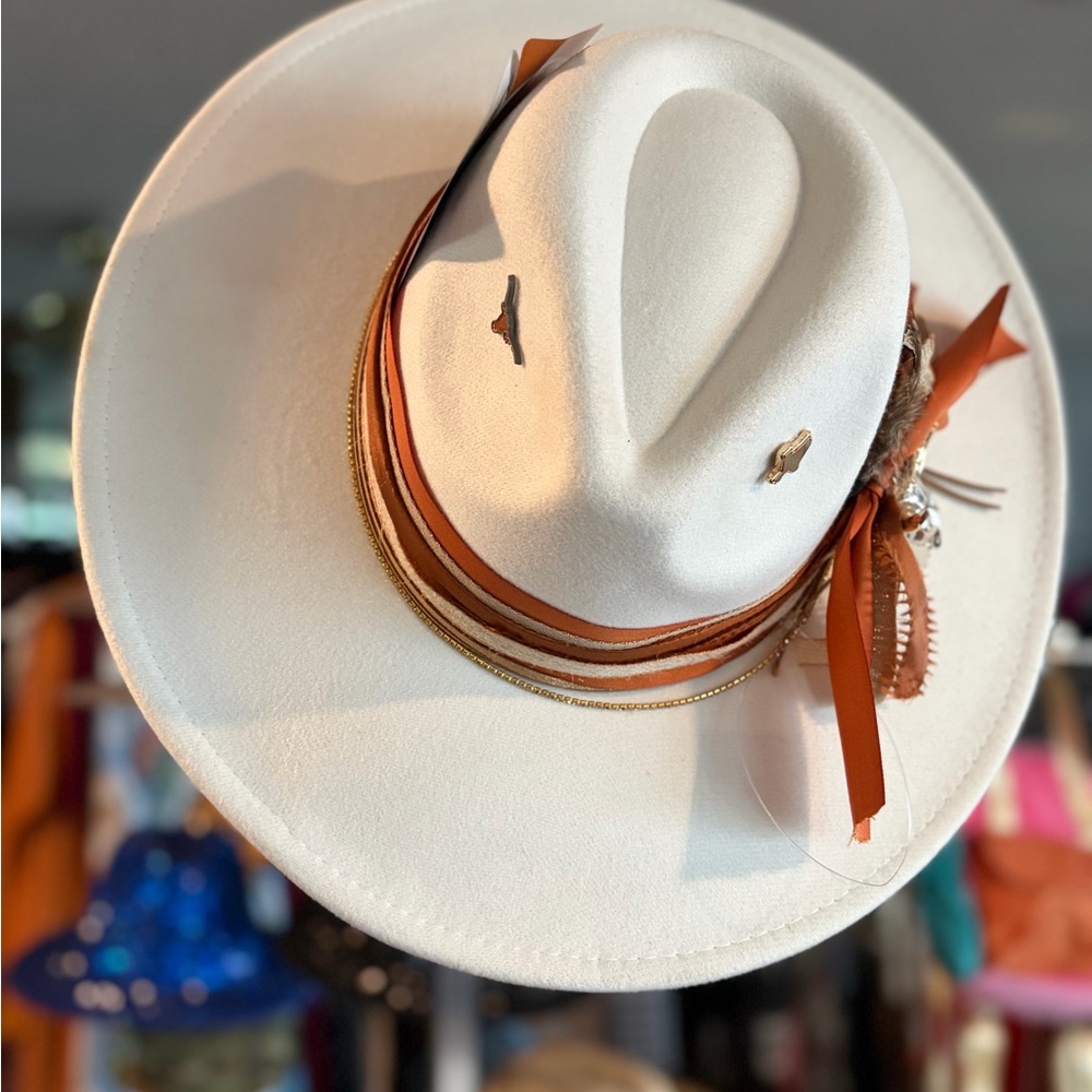 Helena White and Brown Women's Hat